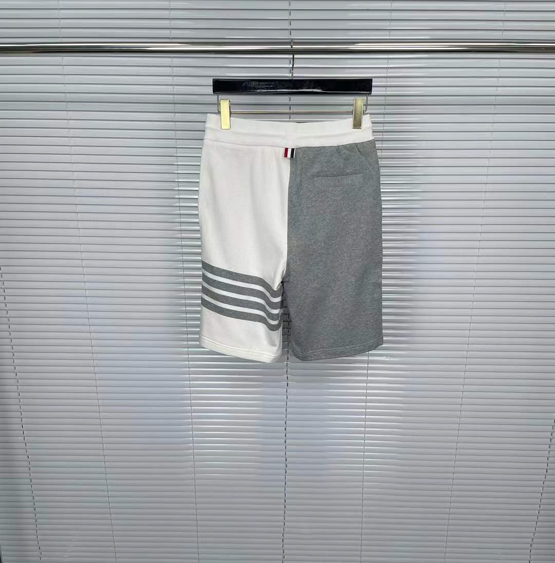 Thom Browne 4 bar half pants Grey shorts