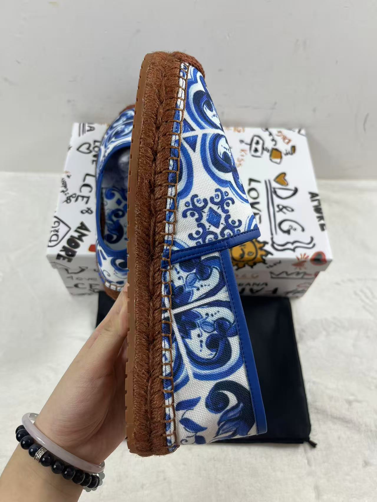 product-thumbnail