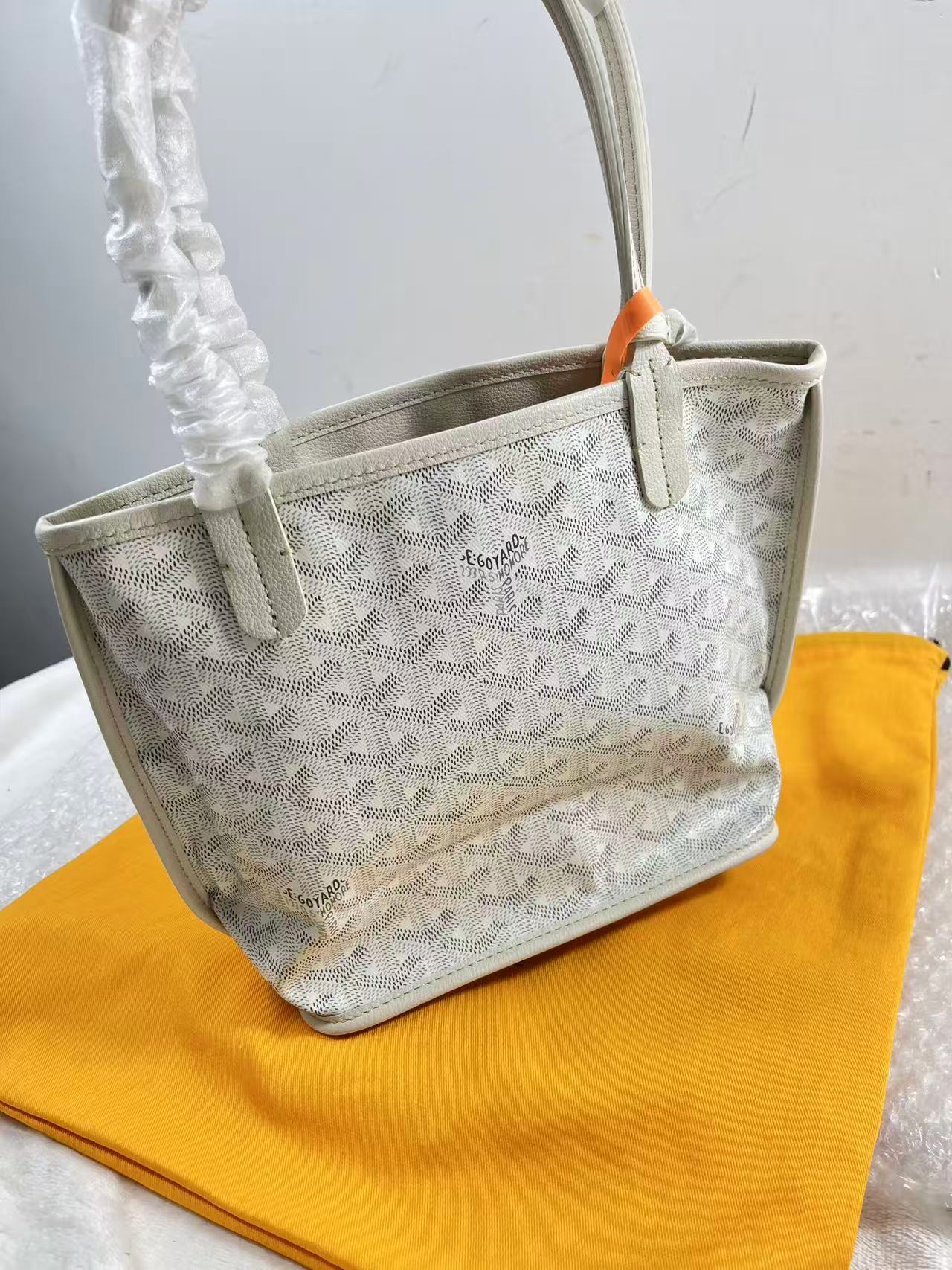product-thumbnail