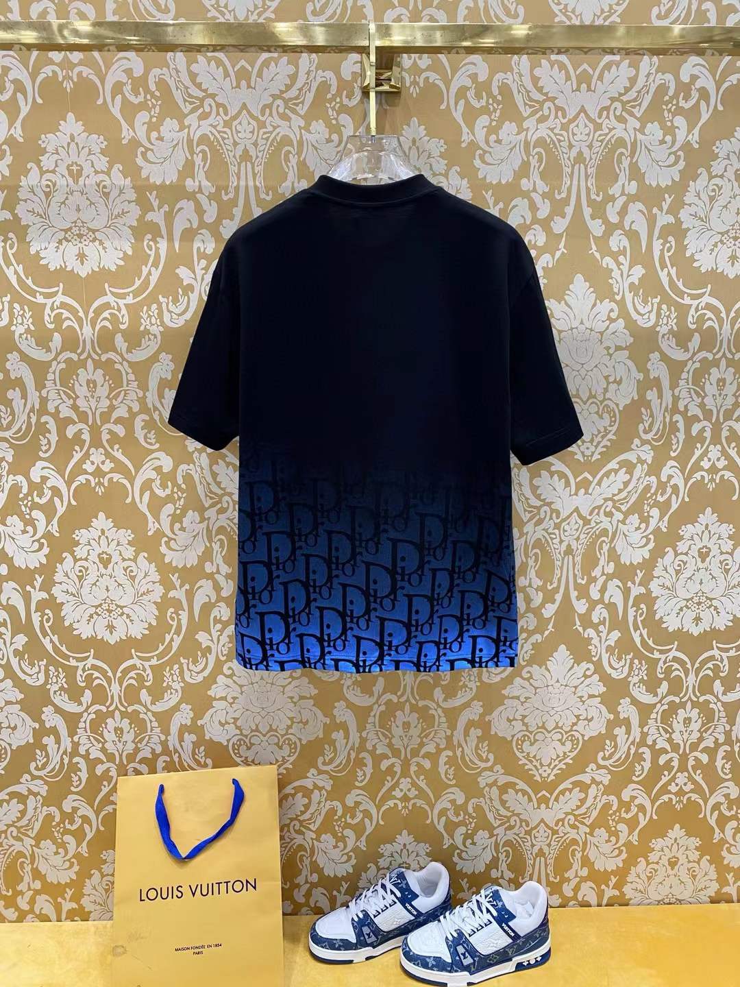 Christian Dior Men's Branded Bestseller T-Shirt