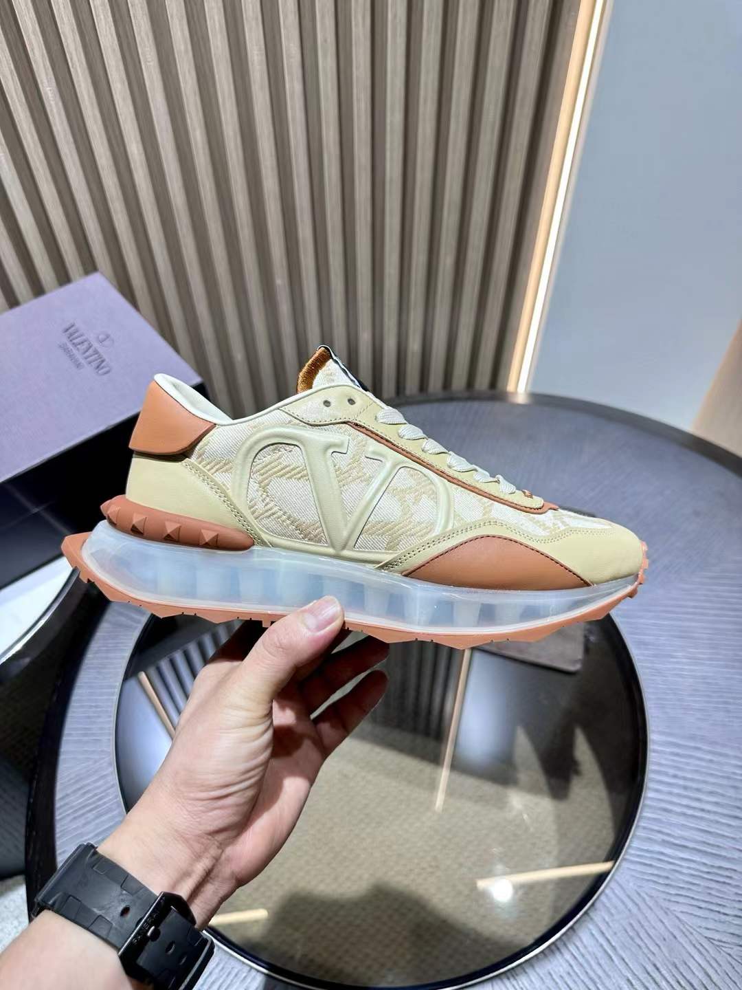 Valentino VLogo Pace low-top sneakers