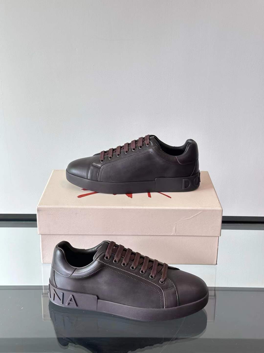 Dolce & Gabbana Portofino Leather Sneaker
