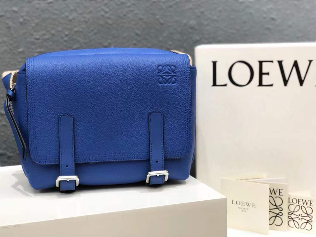 Loewe Leather Military leather weekend bag Blue
