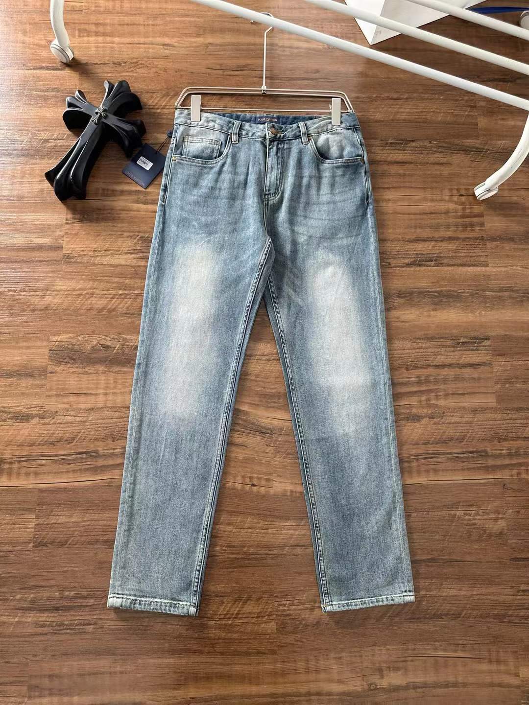 LV Blue Jeans Men