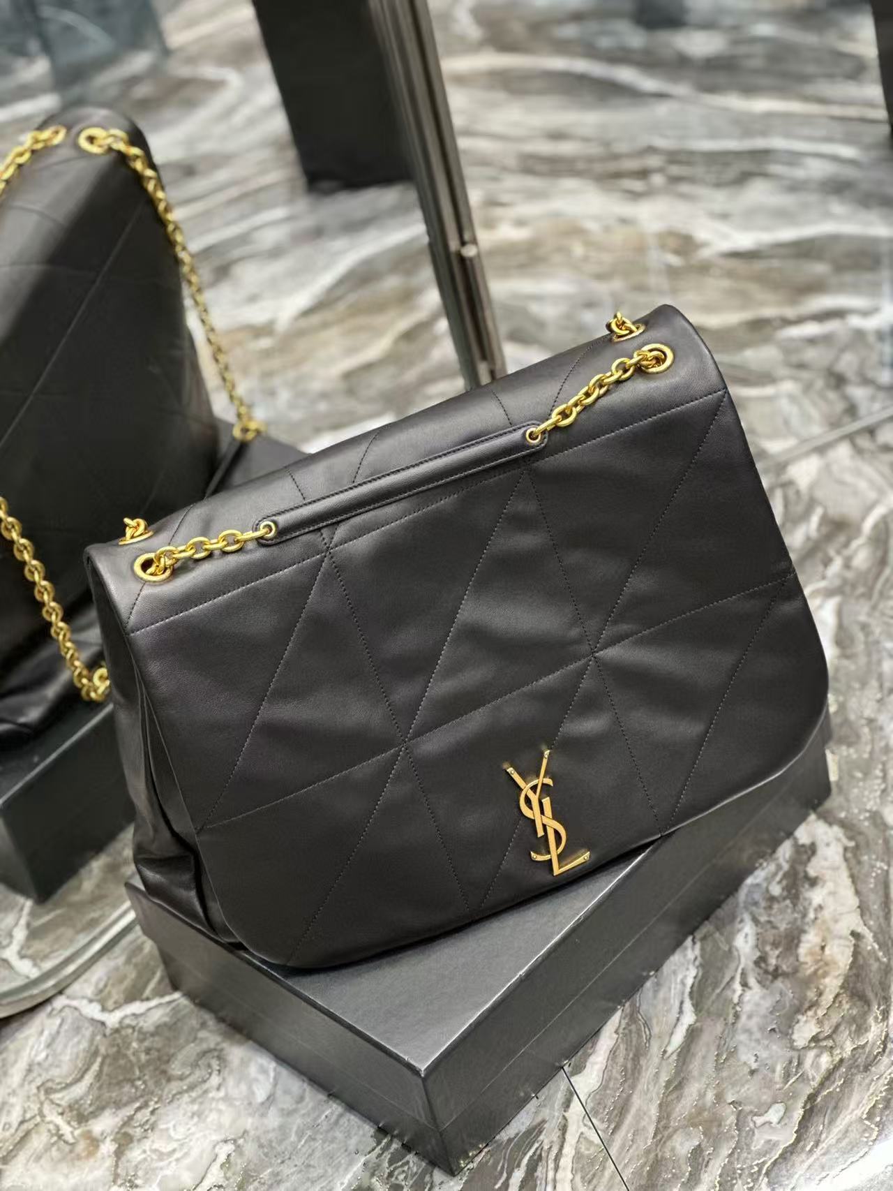 Saint Laurent Jamie leather shoulder bag Black 43cm