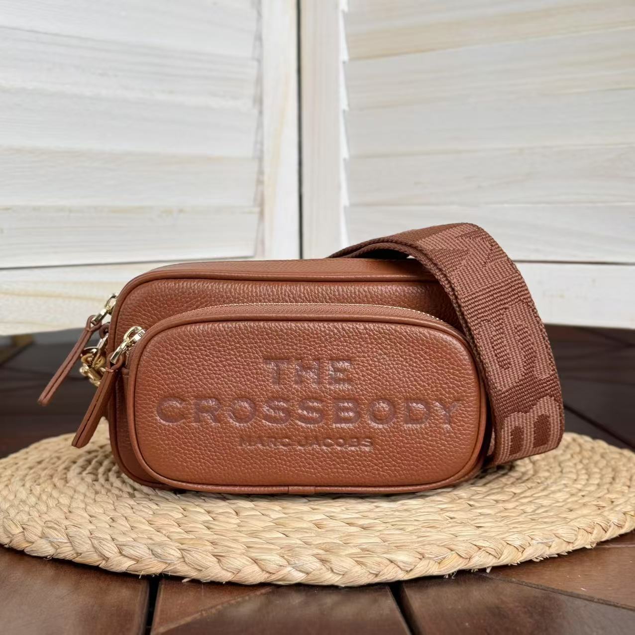 Marc Jacobs The Leather Crossbody Bag