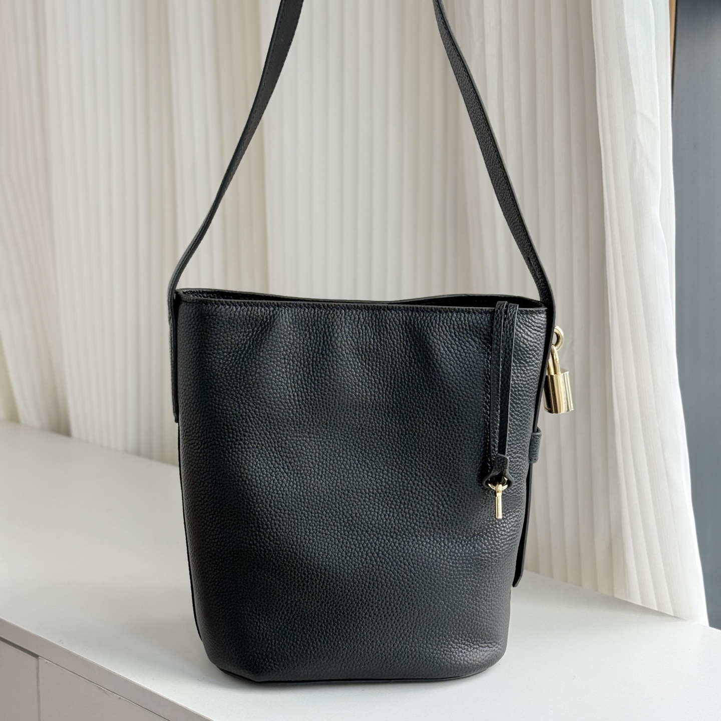 Marc Jacobs Large Drifter Bucket Bag Black
