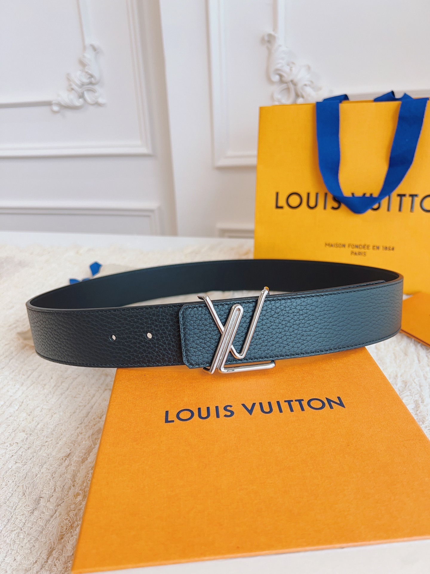 LV Initiales 40mm Reversible Belt