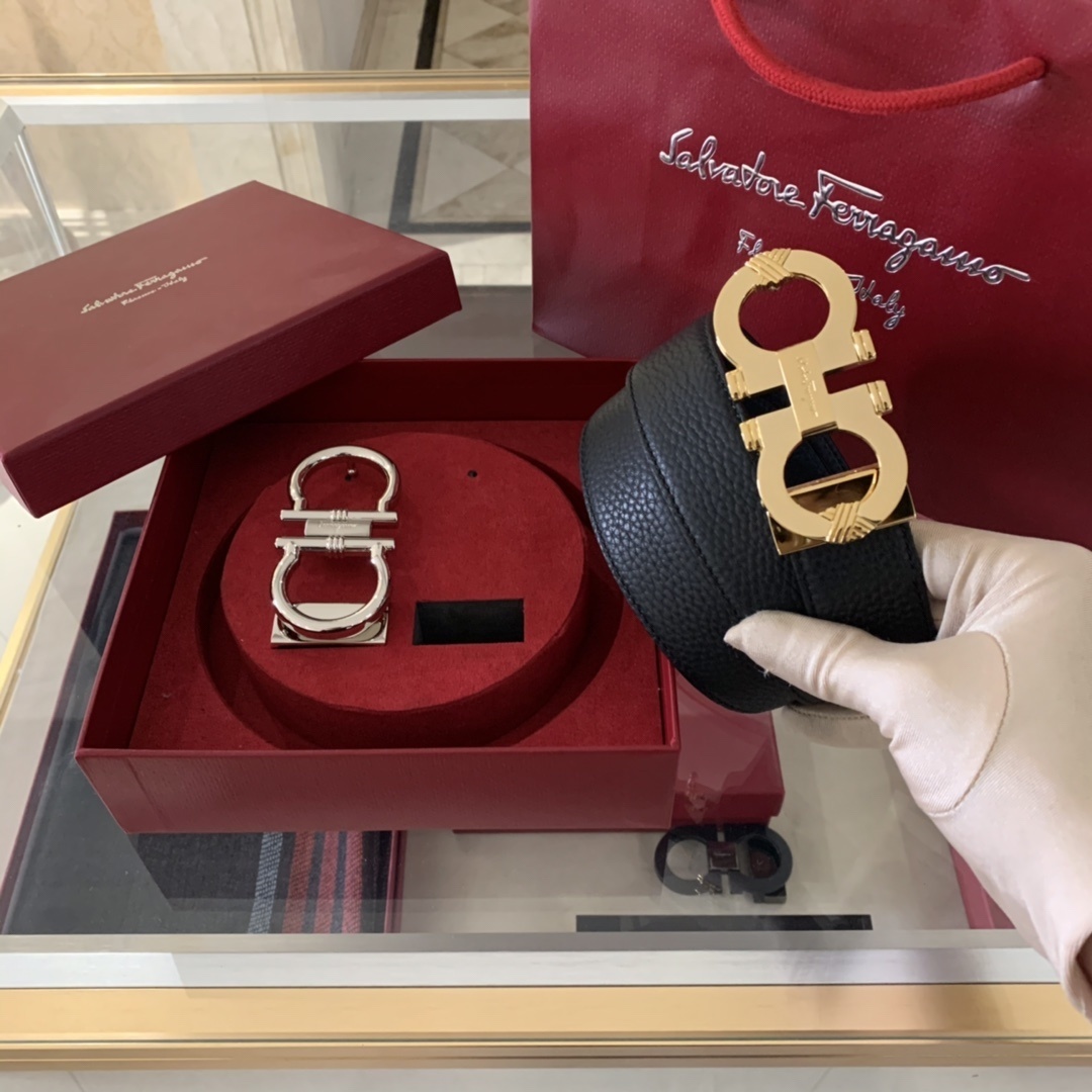 Ferragamo Gancini Pattern Black Leather Belt