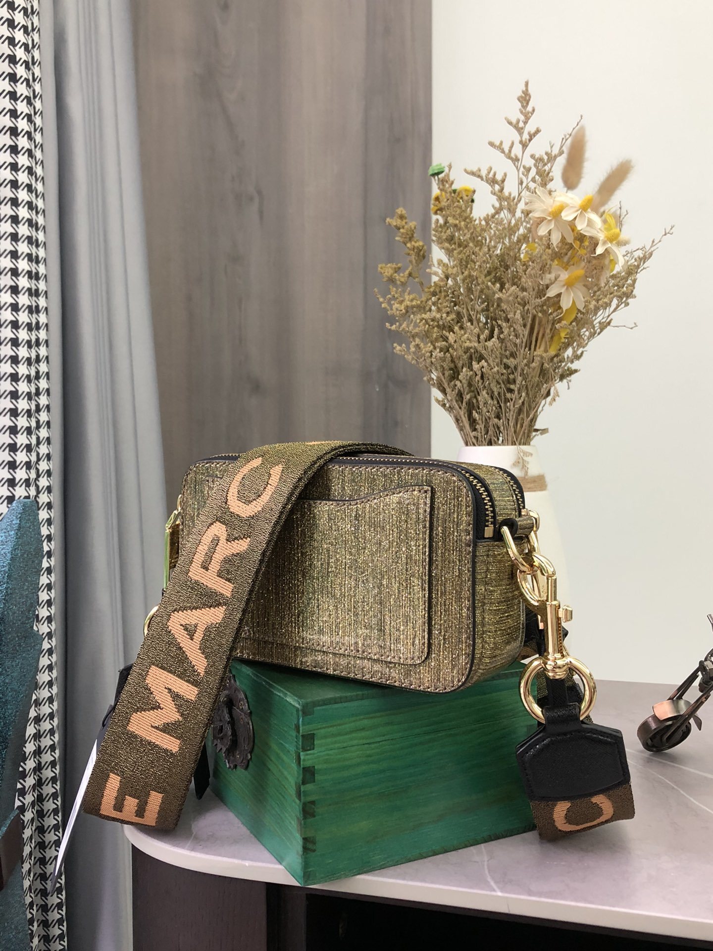 Marc Jacobs Cross Body Bag