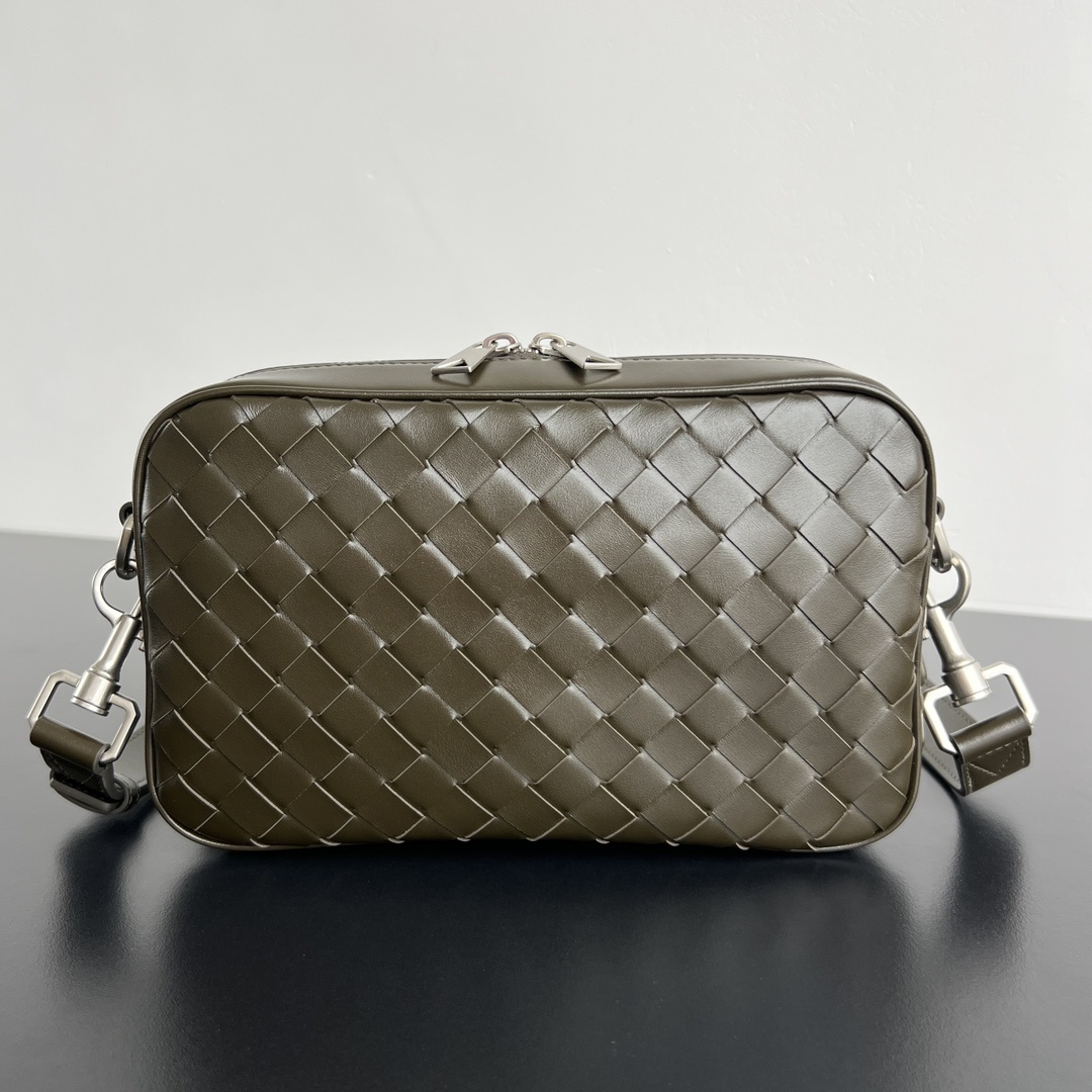 Bottega Veneta Bang Bang Pinecone Intrecciato Bag