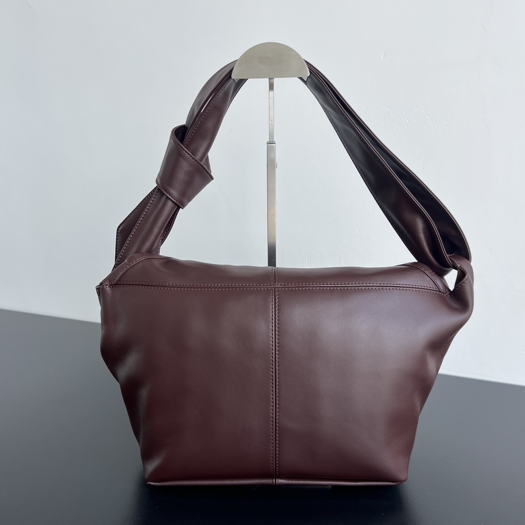 Bottega Veneta Sawyer Taurillon Leather Hobo Bag