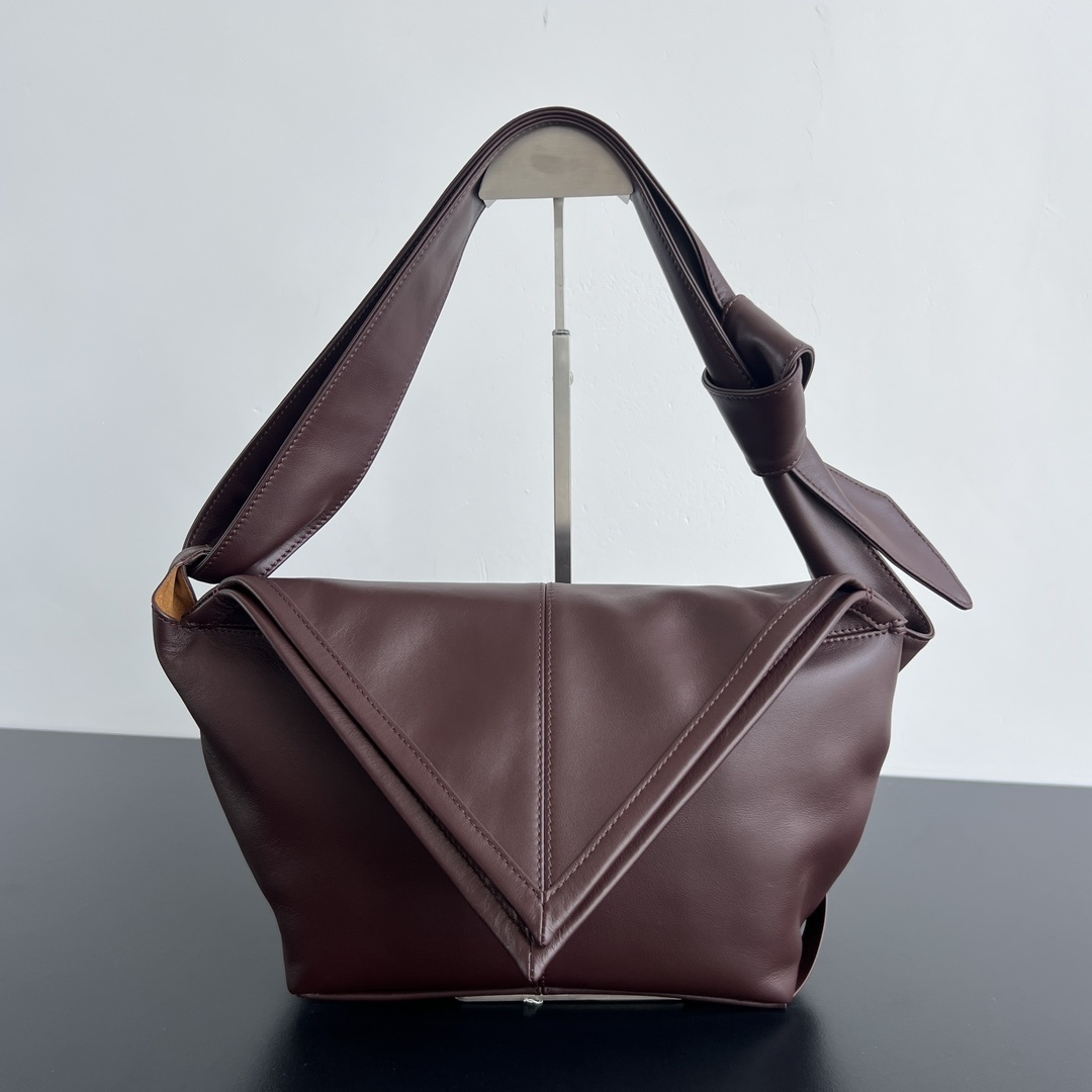Bottega Veneta Sawyer Taurillon Leather Hobo Bag