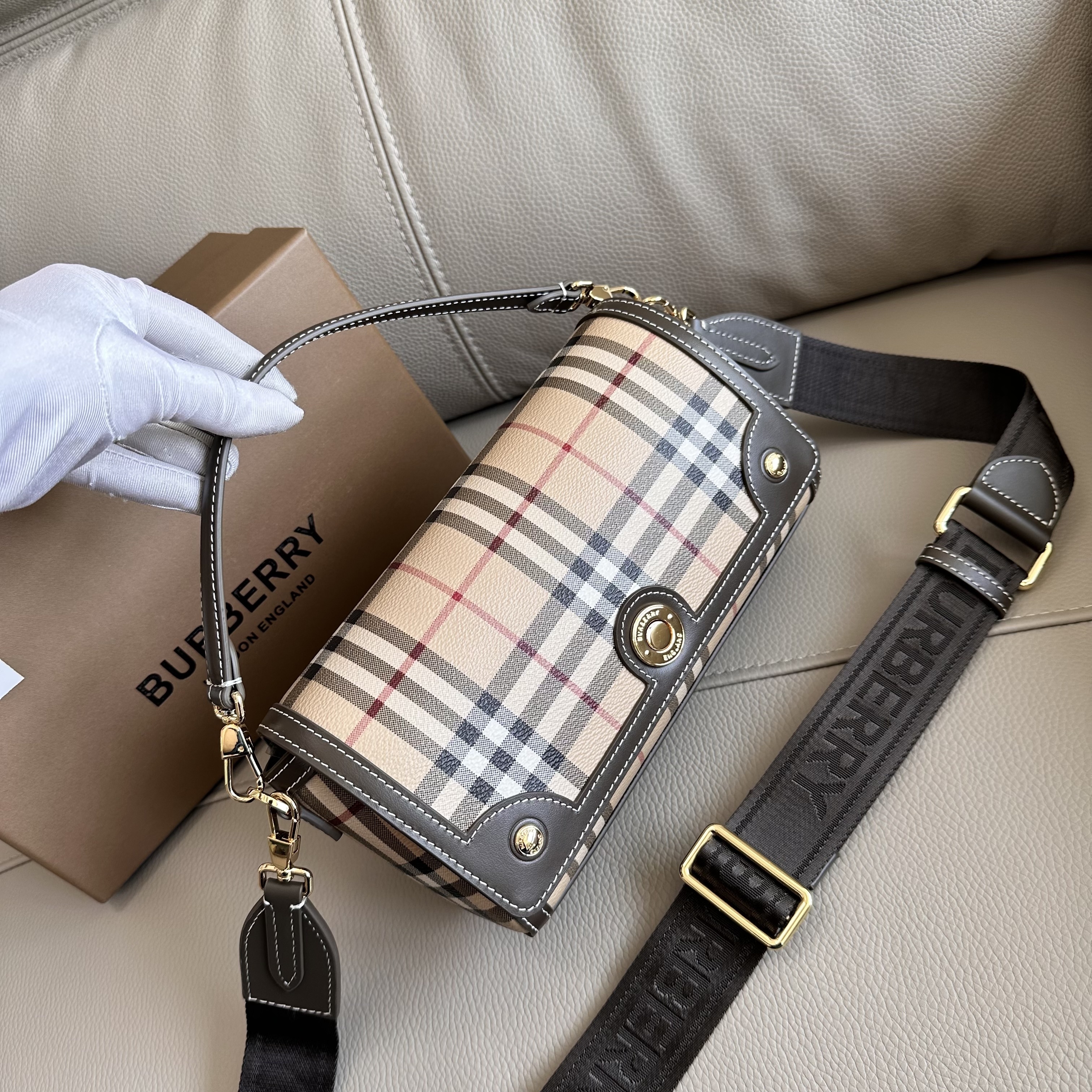 Burberry Beige Check pattern Bag