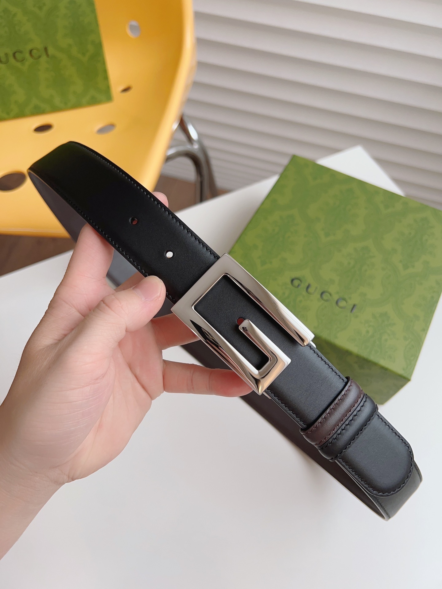 Gucci Buckle Reversible Belt Black