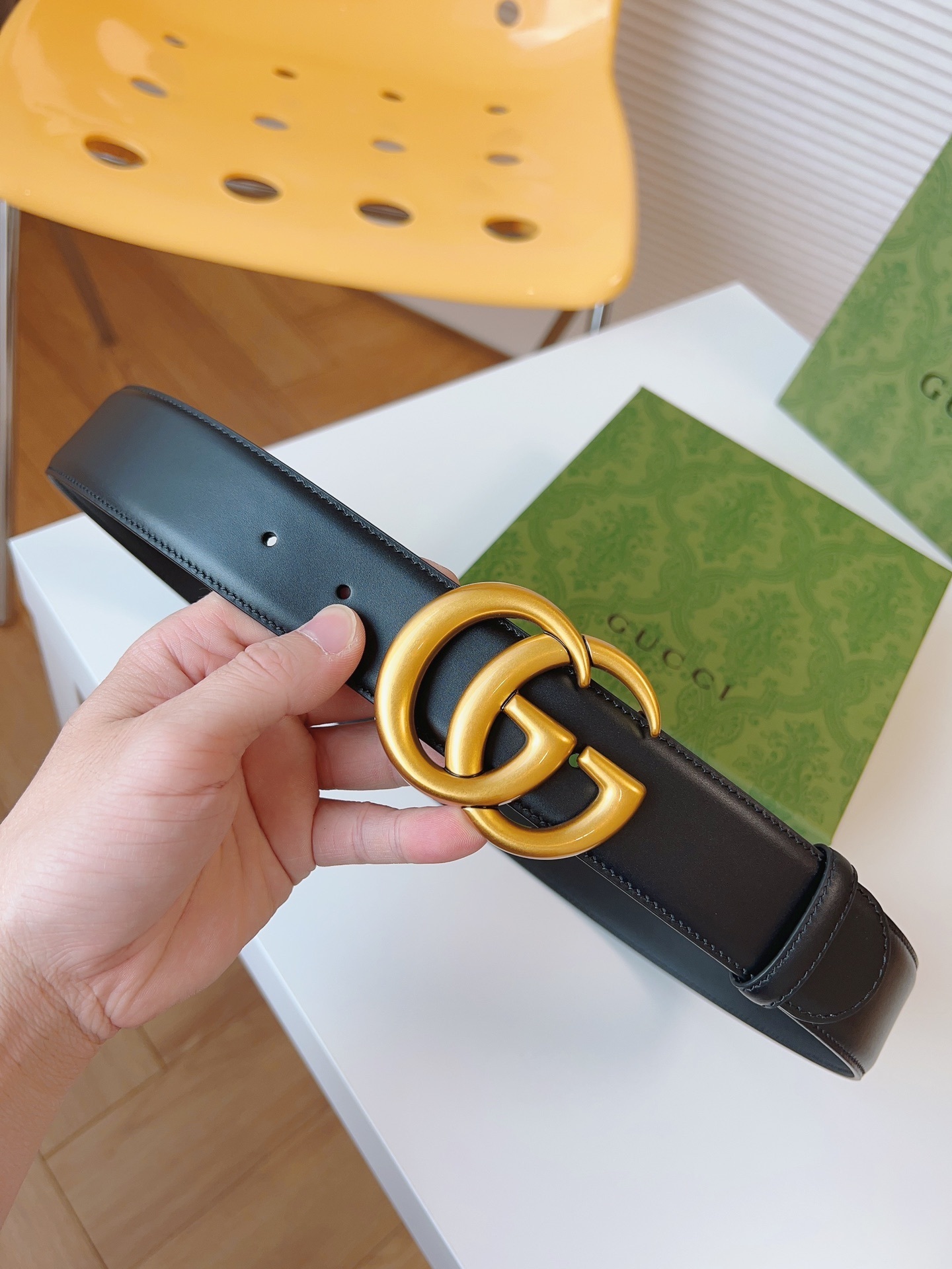 Gucci Buckle Leather Belt black
