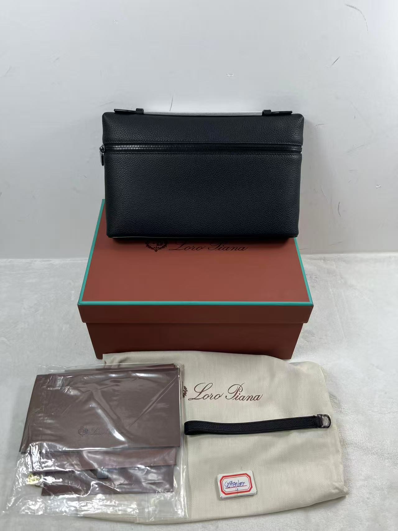 Loura Piana Leather Bag Balck