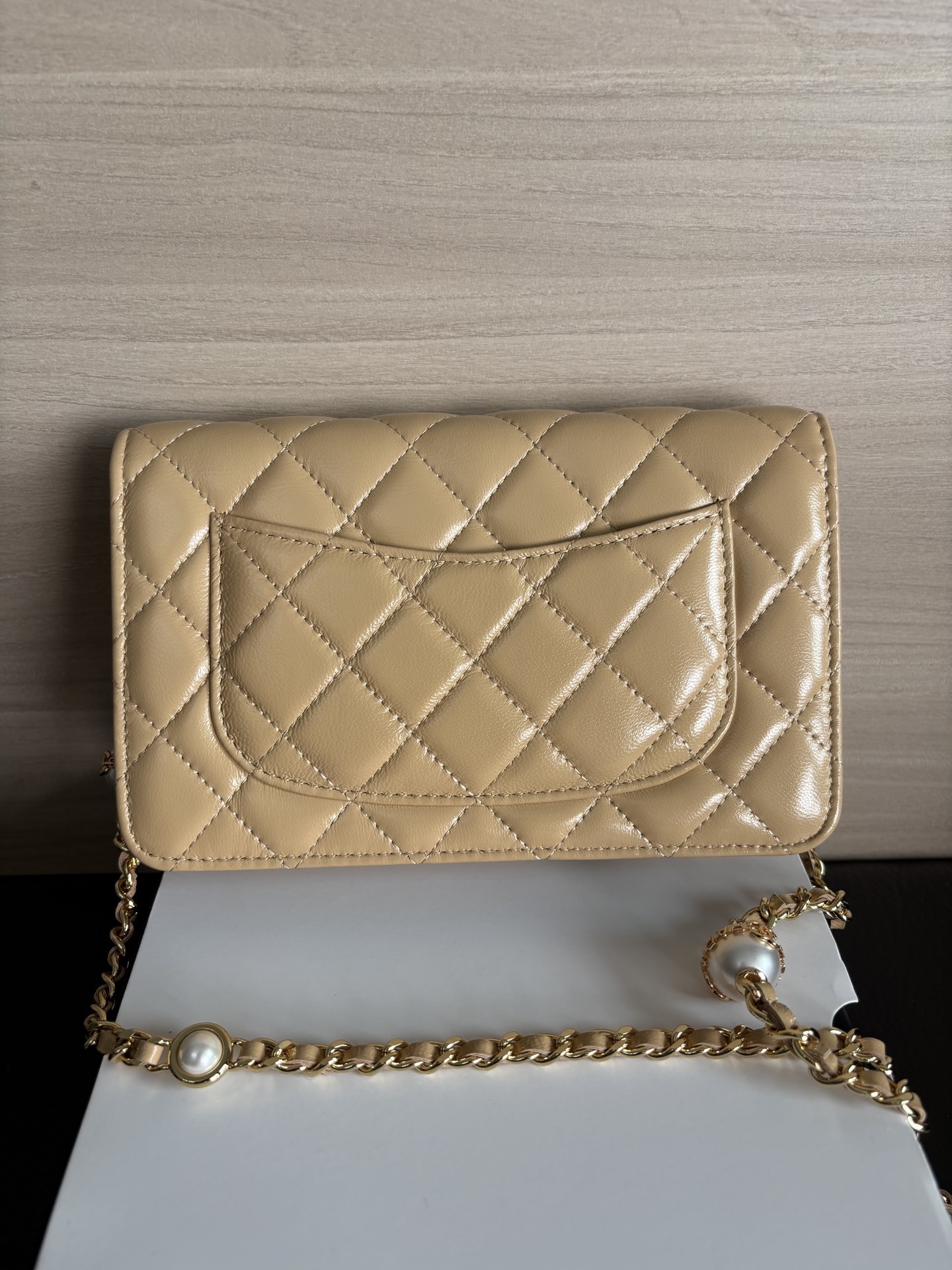 Chanel Pearl Crush Wallet Beige