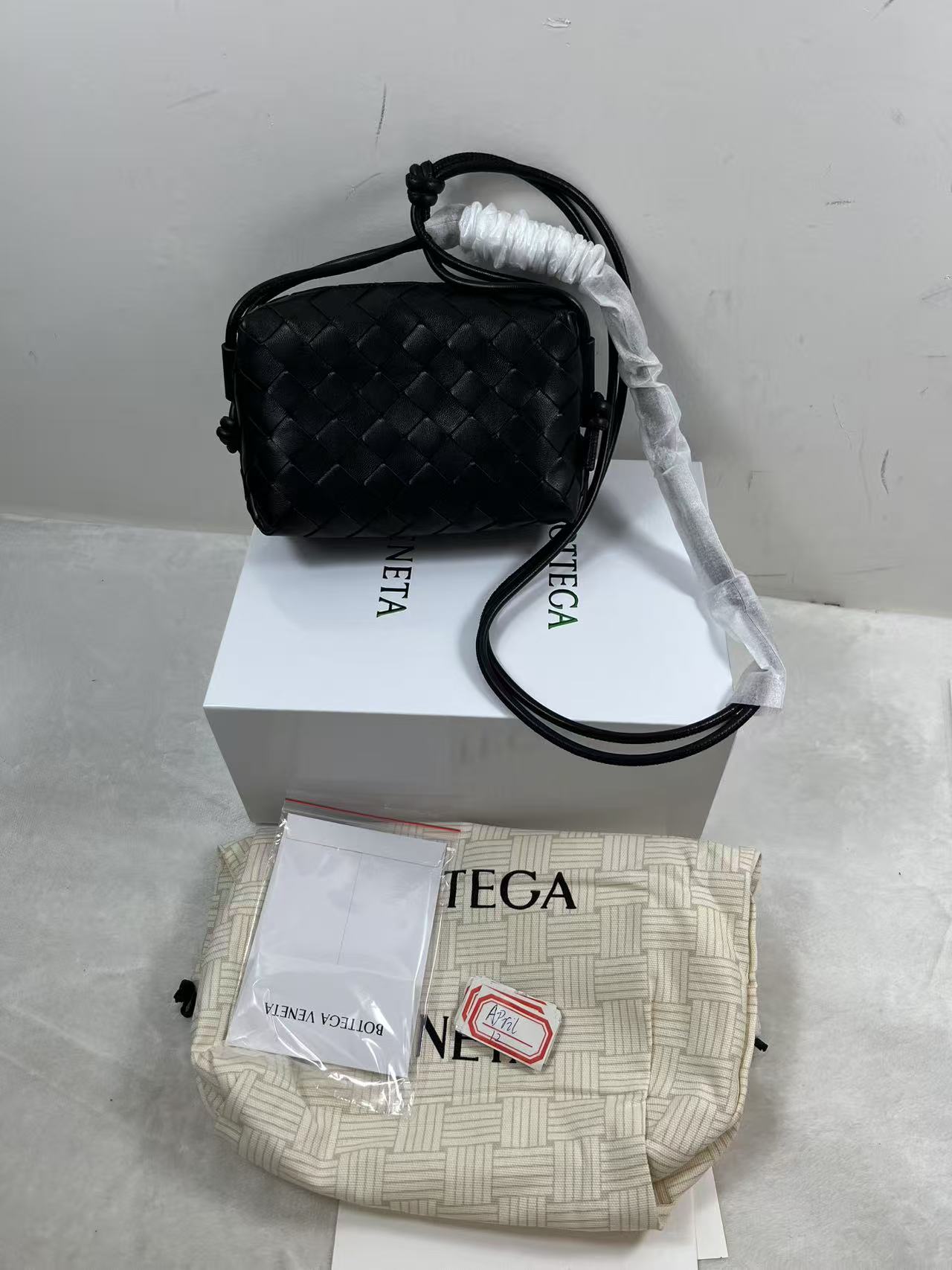 Bottega Veneta Candy Loop womens bag black