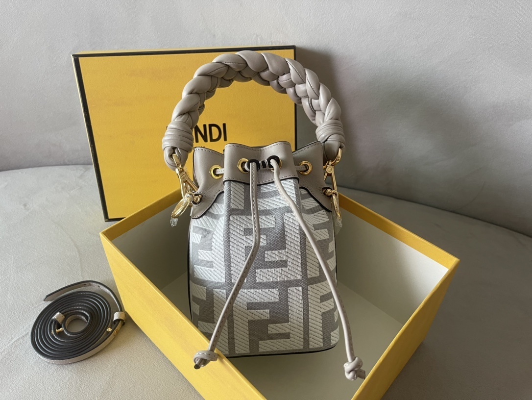 Fendi Mon Tresor Mini Bag