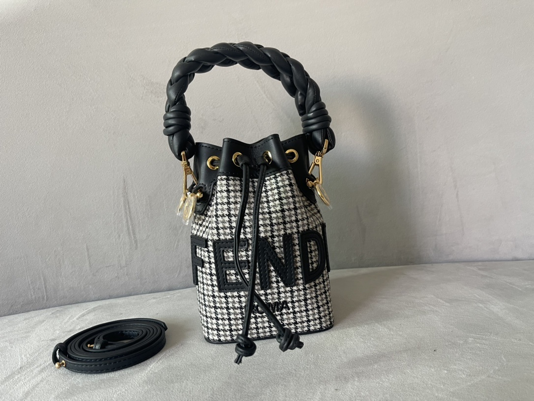 Fendi Mon Tresor Mini Bag Black