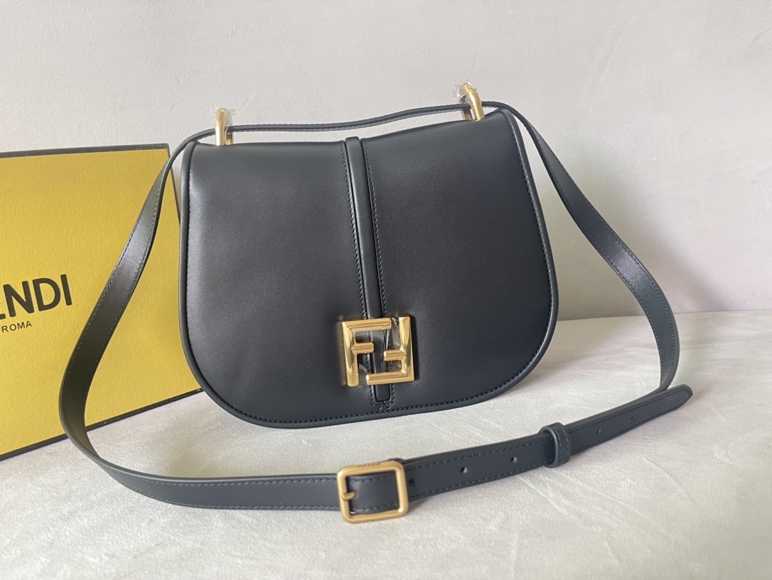Fendi Vitello Brenta Cher Medium