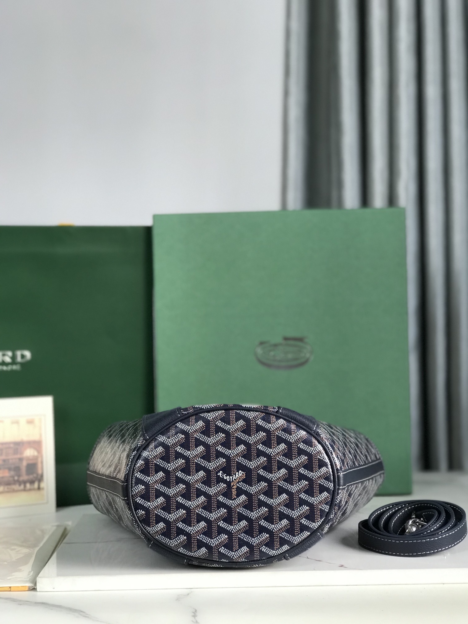product-thumbnail