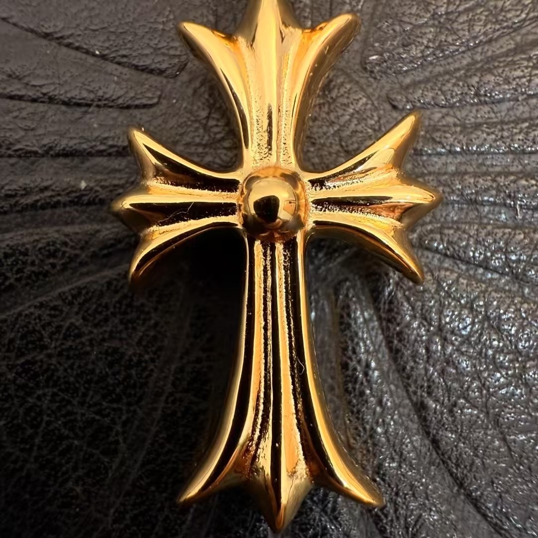 Chrome Hearts Pendant Gold Plated 35mm