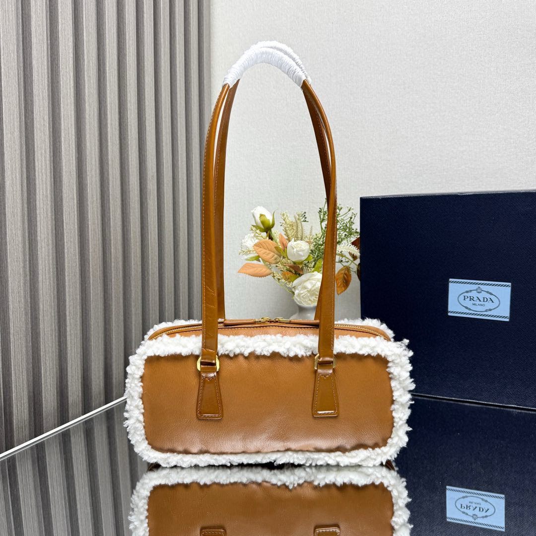Prada Logo Plaque Zipped Medium Tote Bag