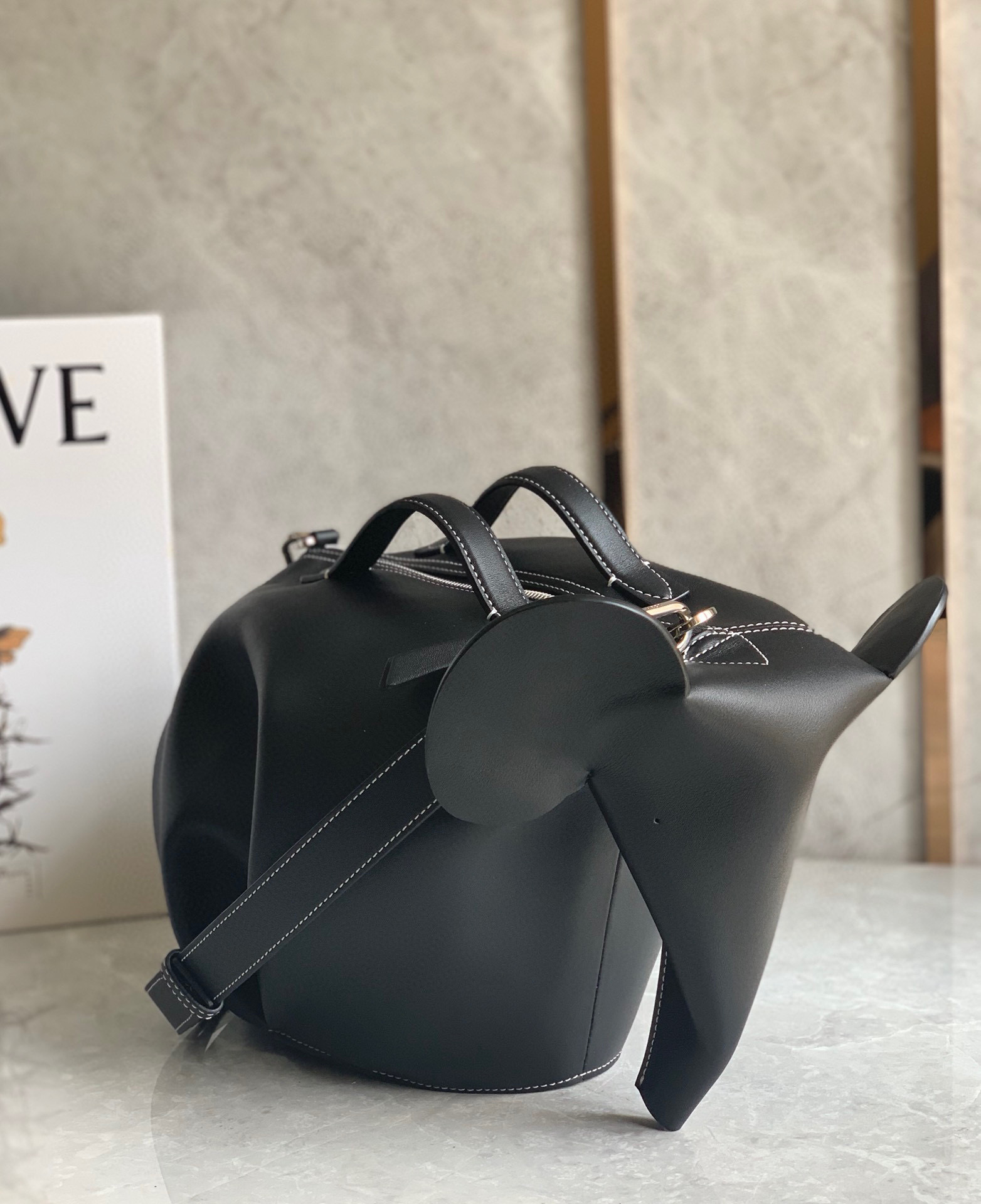 Loewe 2022 Leather Elephant Bag black