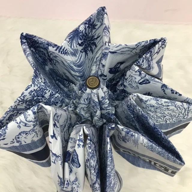 Dior tri-fold automatic folding umbrella