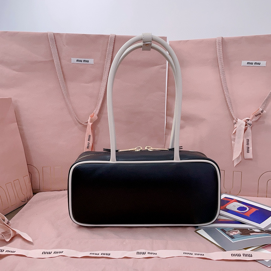 Miu Miu Beau Tote Bag