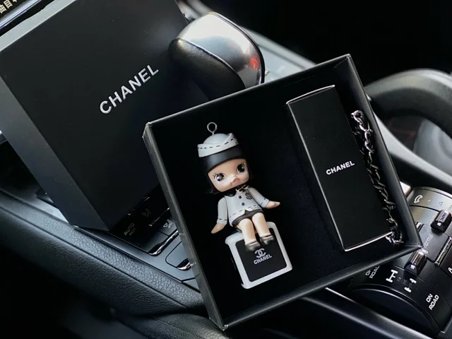 CHANEL Molly pendant keychain bag pendant