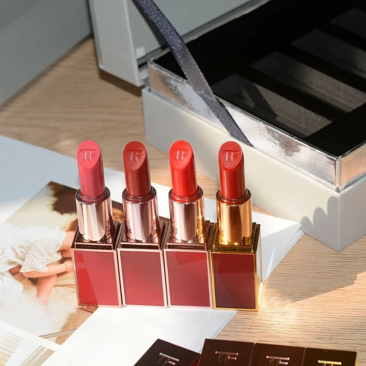 Tom Ford Flame Phantom Lipstick