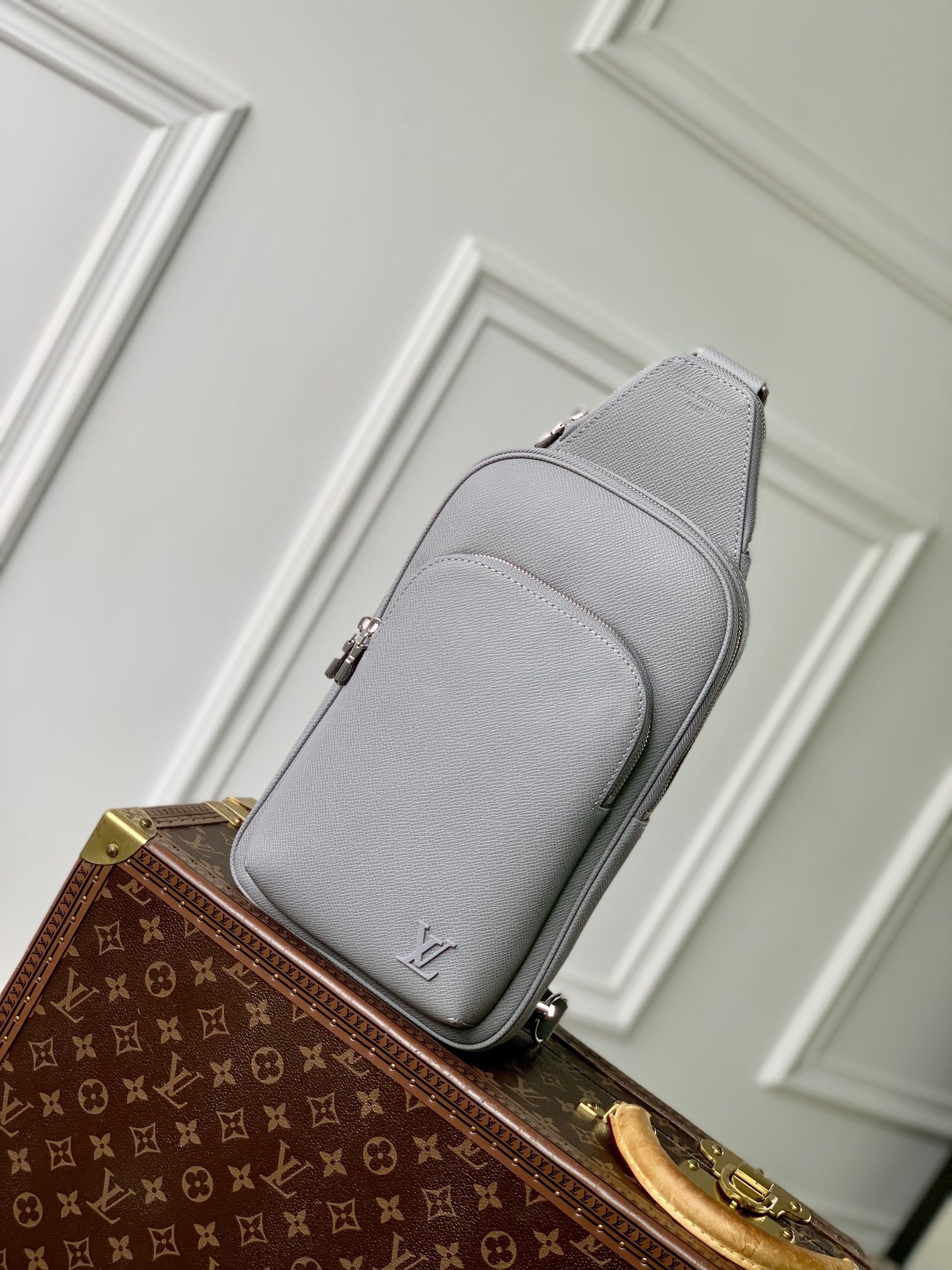 LV Avenue Sling Bag