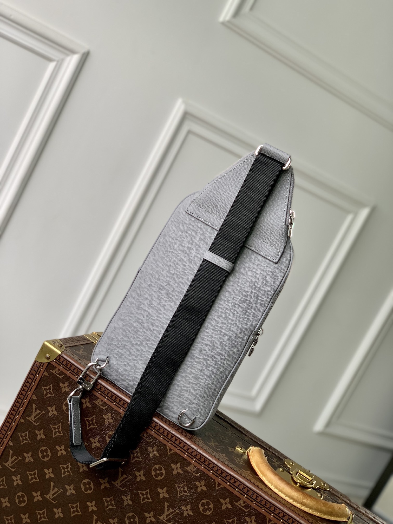 LV Avenue Sling Bag