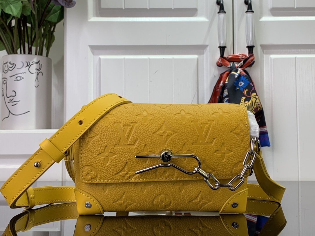 LV Steamer Wearable Wallet yellow