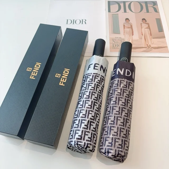 Fendi tri-fold automatic folding umbrella