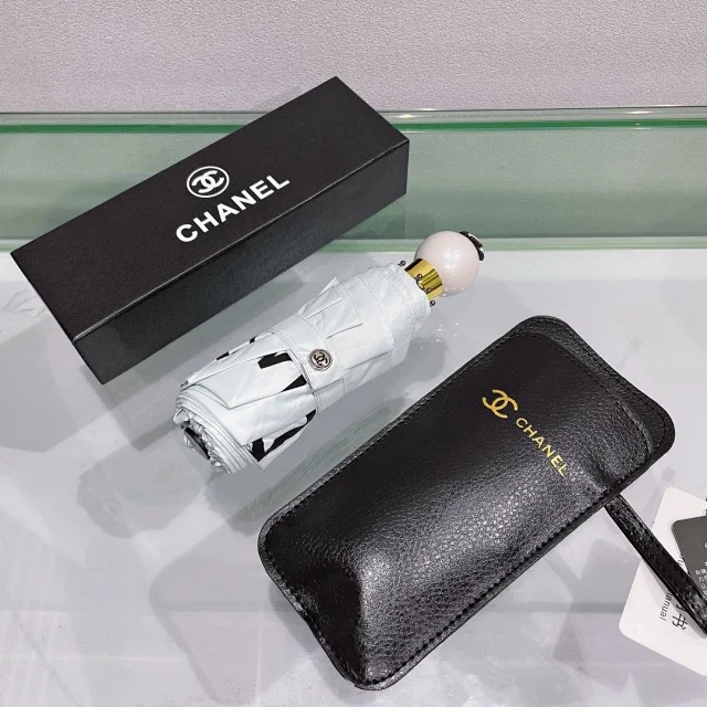 Chanel 50% fold pocket umbrella