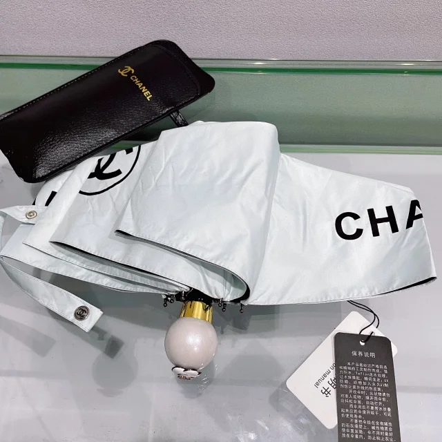 Chanel 50% fold pocket umbrella
