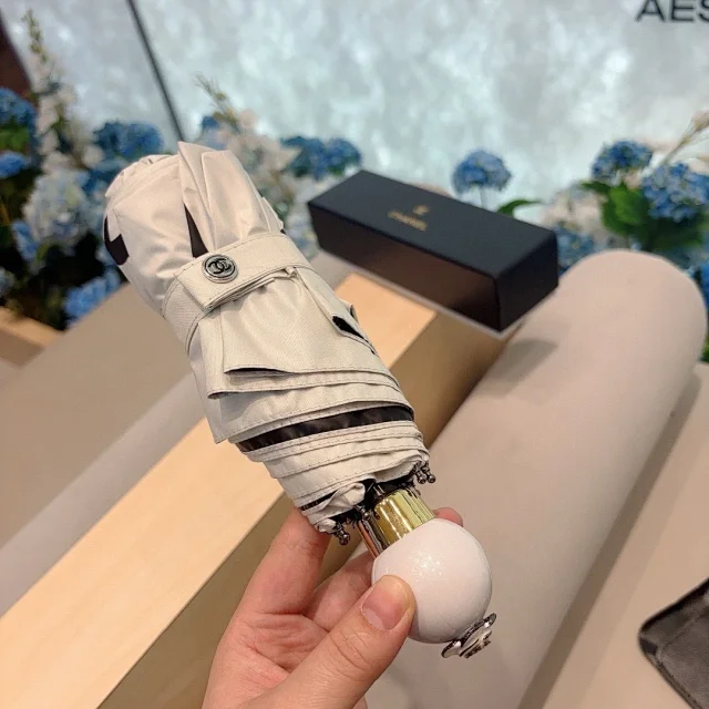 Chanel pearl handle 50% off manual folding umbrella
