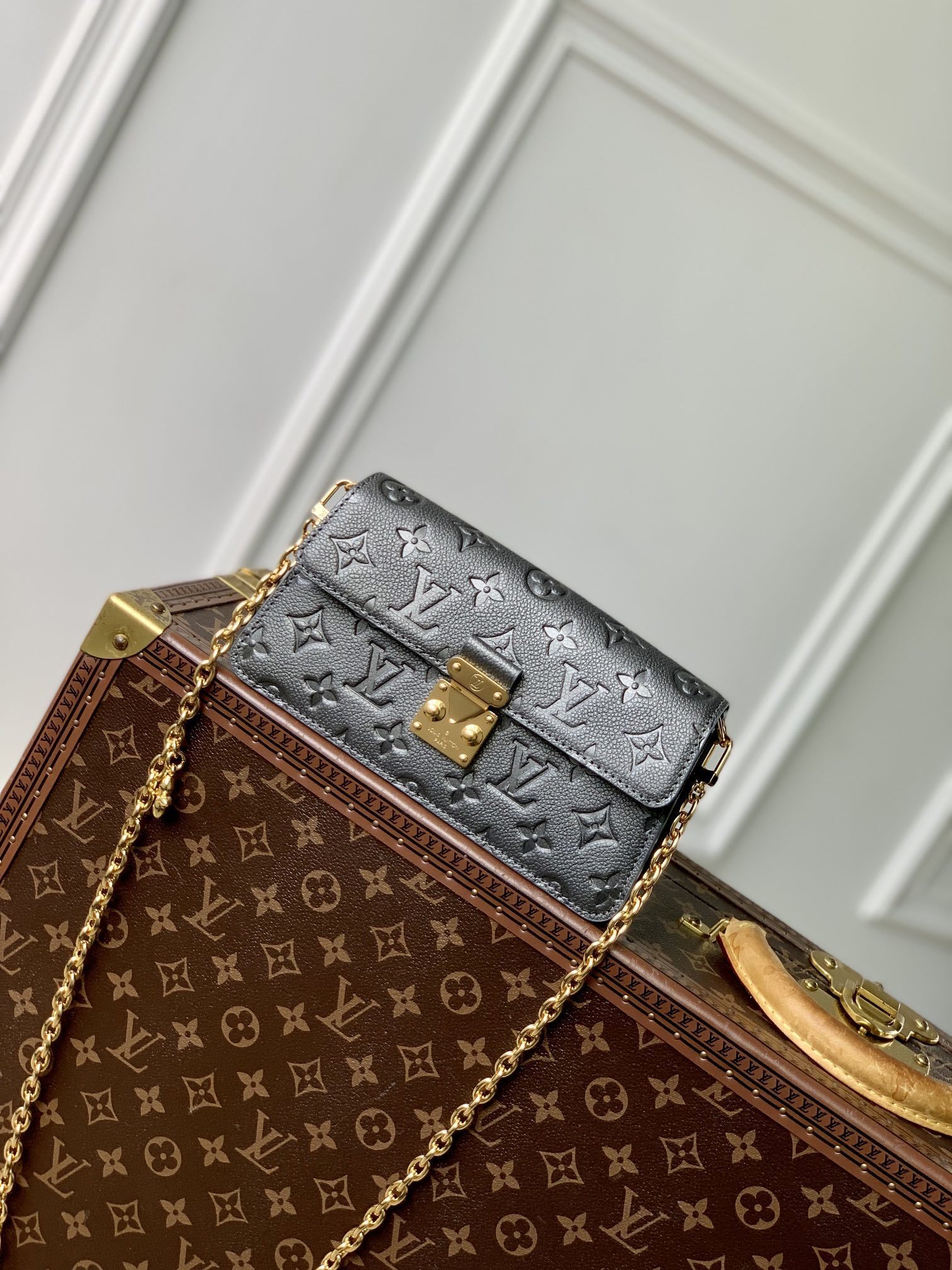 LV Wallet on Chain
