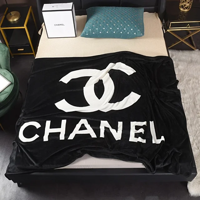 Chanel classic style of the blanket