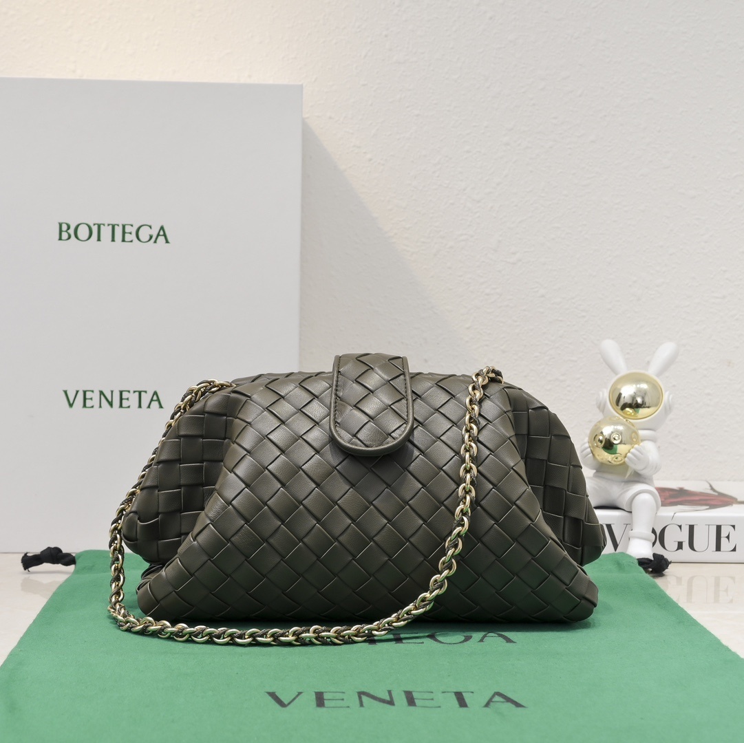 Bottega Veneta Women's Clutch bag