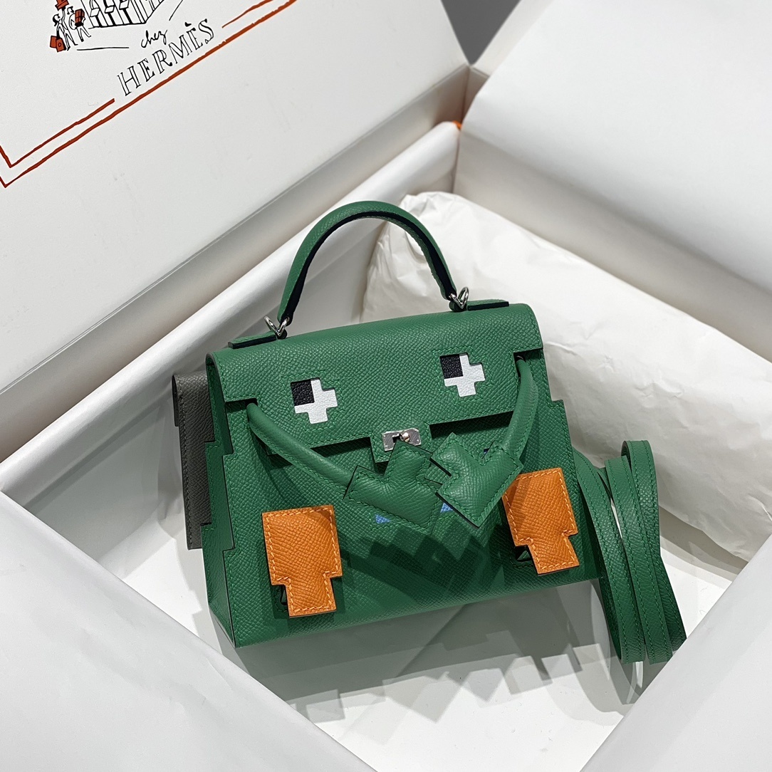 Hermes Kelly Dole Picto Vert Handbag