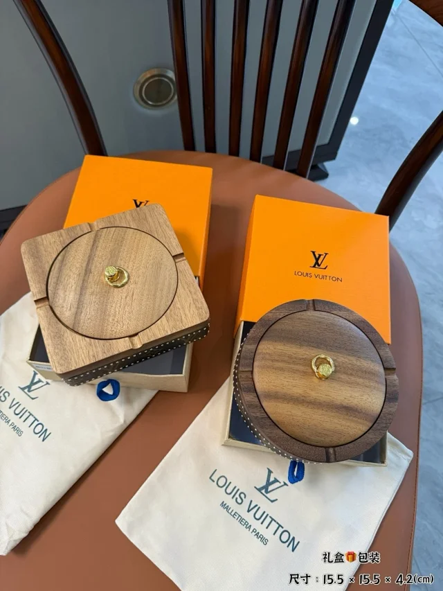 LV round high-quality black walnut wood round astray