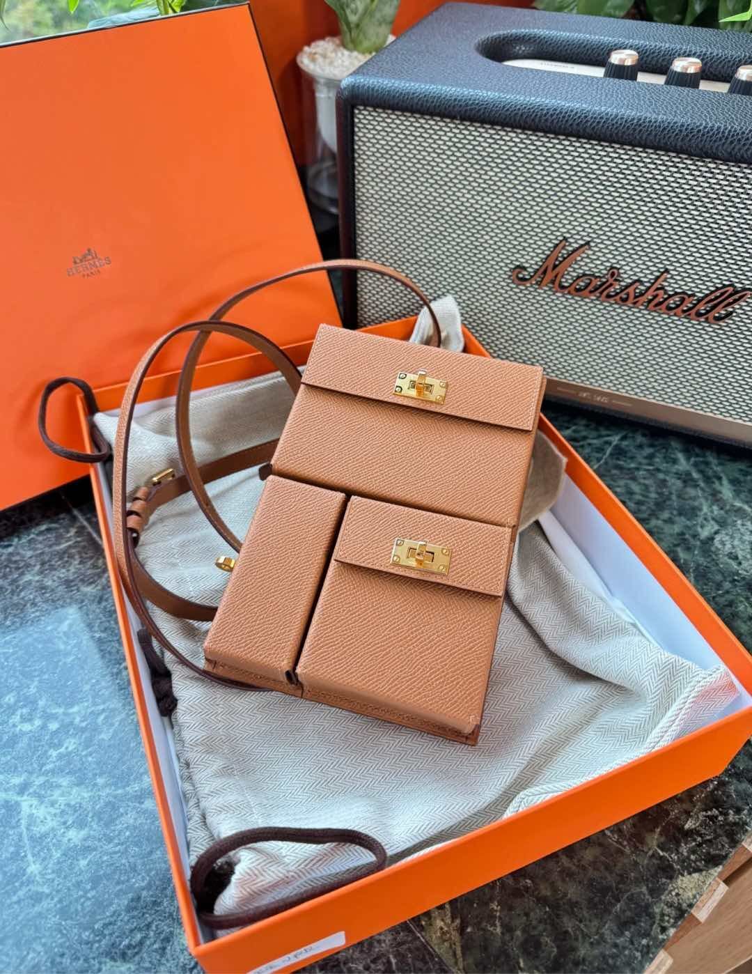 Hermès Kelly 25 Handbag