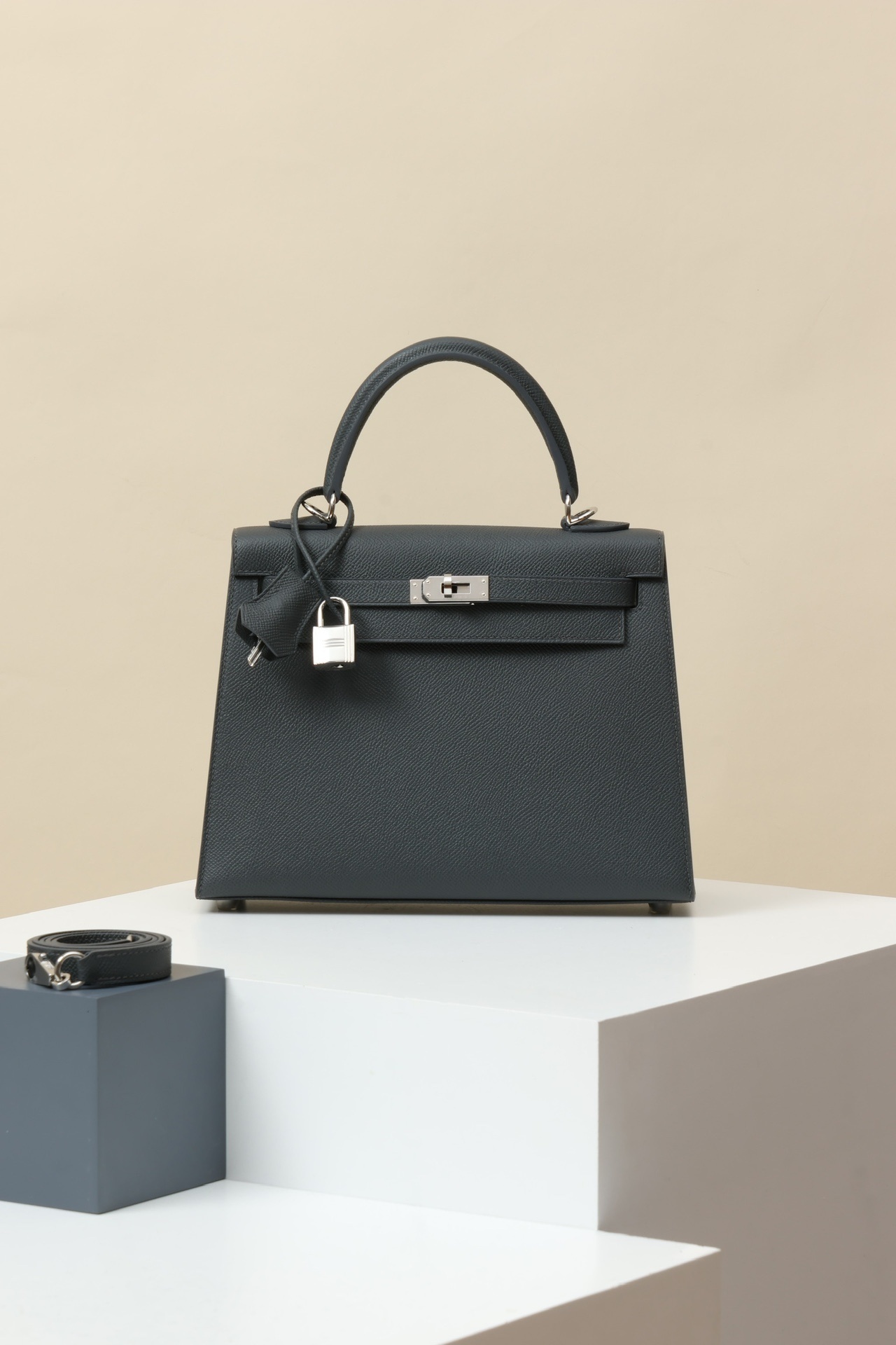 Hermes Kelly Sellier 25 Black
