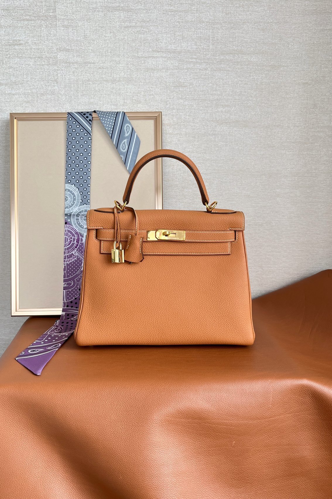 Hermès Kelly 28 two-way Handbag | Brown
