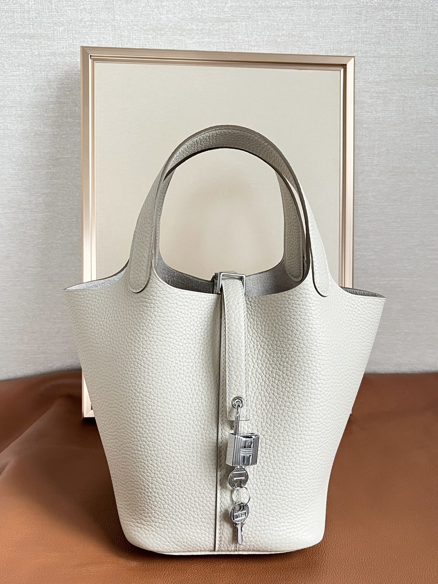 Hermes Picotin Lock 18 Bag white